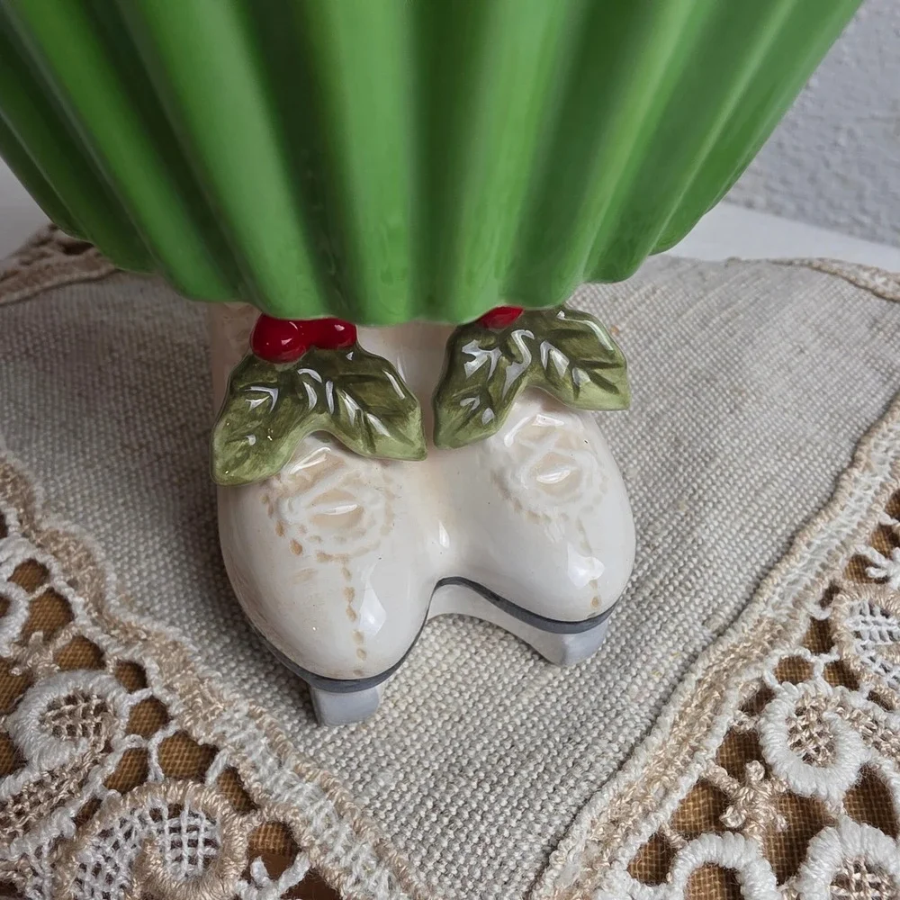 Unbranded whimsical ceramic